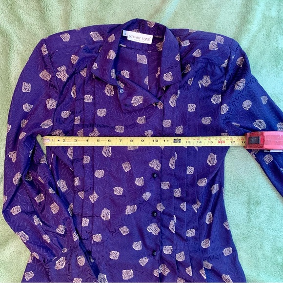 Stuart Lang Purple with Beige Pattern Throughout Button Top size 6 - Picture 3 of 6